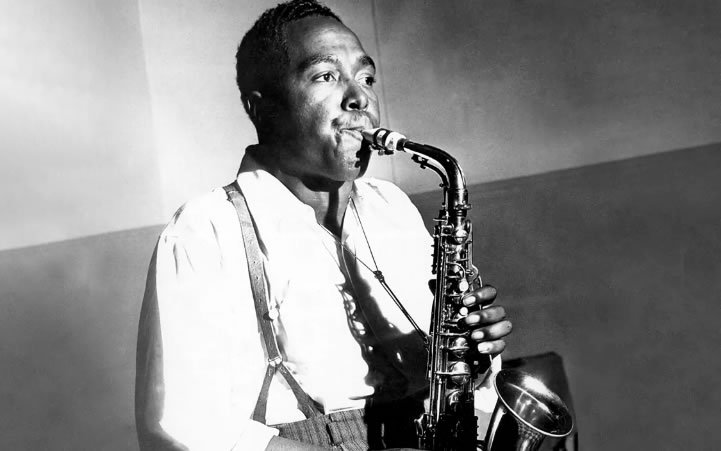 Charlie Parker: El Genio del Saxofón Alto